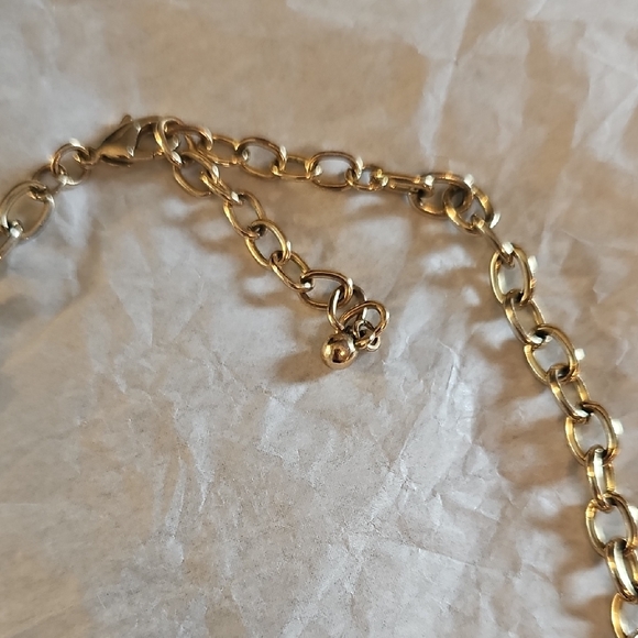Gold and Brown Leopard Print Necklace - Picture 3 of 3